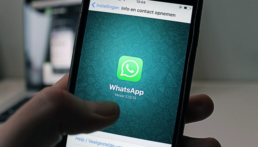 poner una contraseña a un chat de WhatsApp